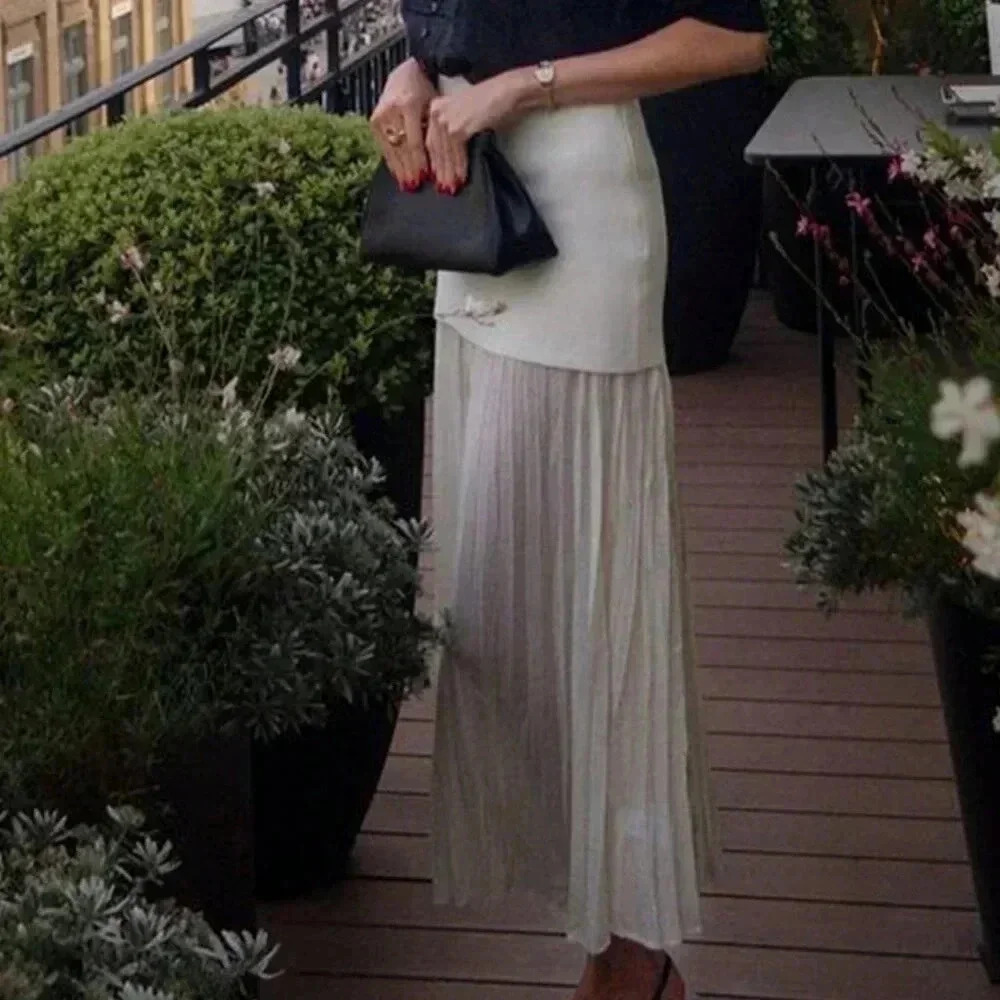 White Elegant Women's Contrast Color Pleated Skirt